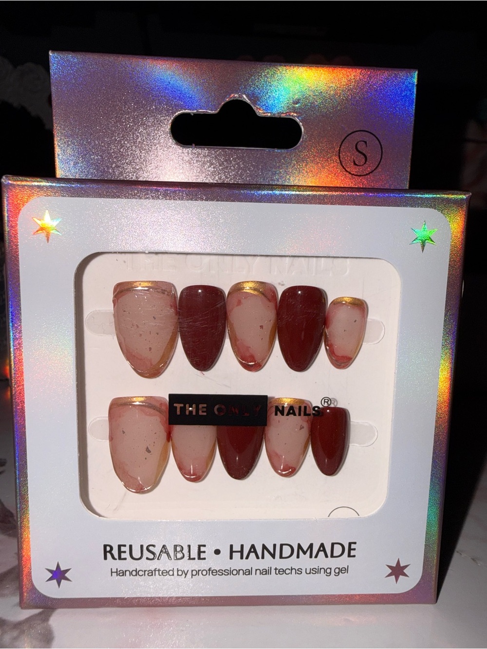 The Only Nails Reusable Handmade Red & Nude Press-On Nail Set - Picture 4 of 4